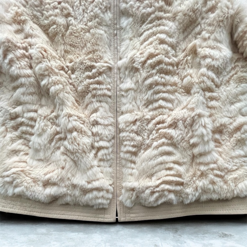 Dana Stein 100% Rabbit Fur &
Lambskin Jacket - Size XS - Picture 4 of 12
